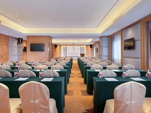 vienna international hotel quanzhou dehua
