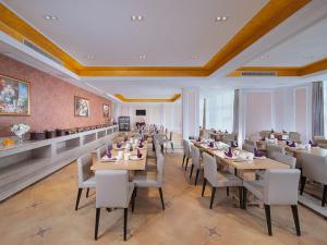 vienna international hotel quanzhou dehua
