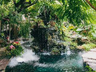 crystal resort korat