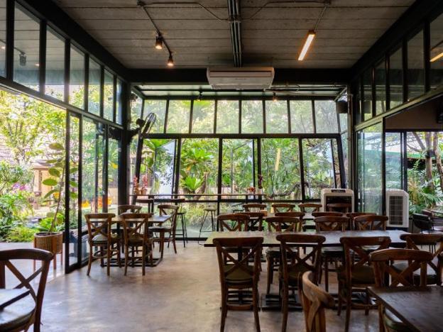 crystal resort korat