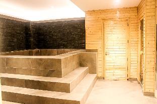 the excelsior hotel las pinas