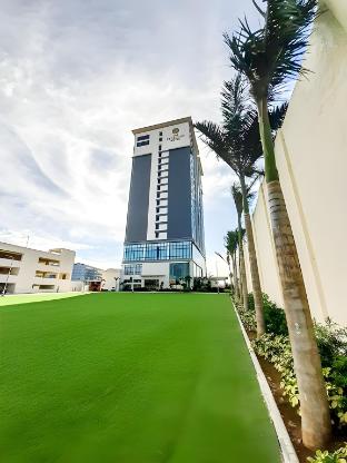 the excelsior hotel las pinas