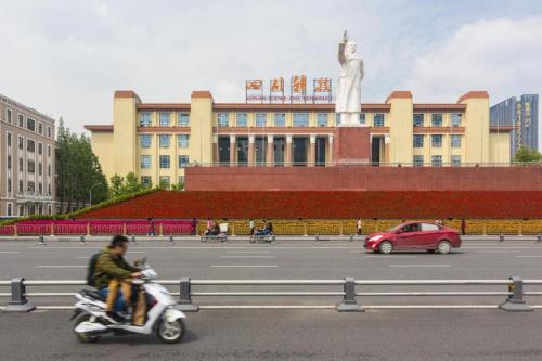 gem chengdu chunxi road taikoo li hotel
