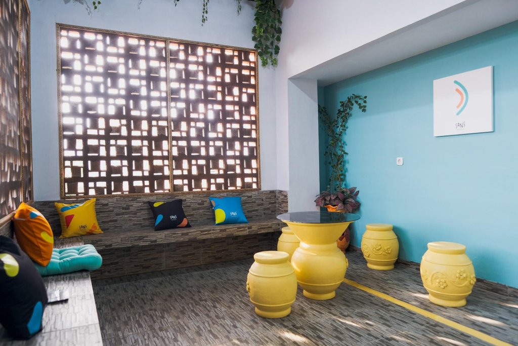 sans hotel cemara asri medan