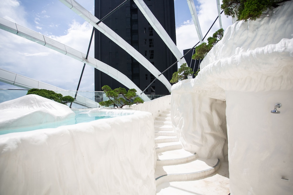 arte mont kiara by psm luxury suites