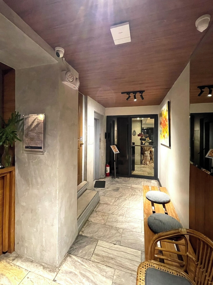 anex hotel near us embassy