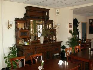 boutique hotel charleys