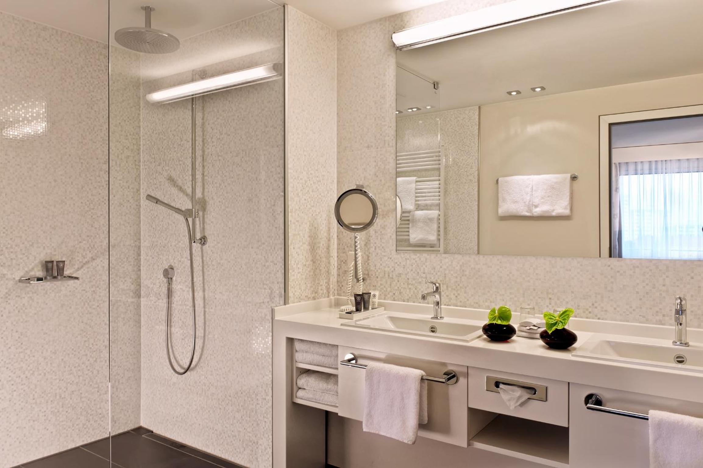 crowne plaza hamburg city alster by ihg