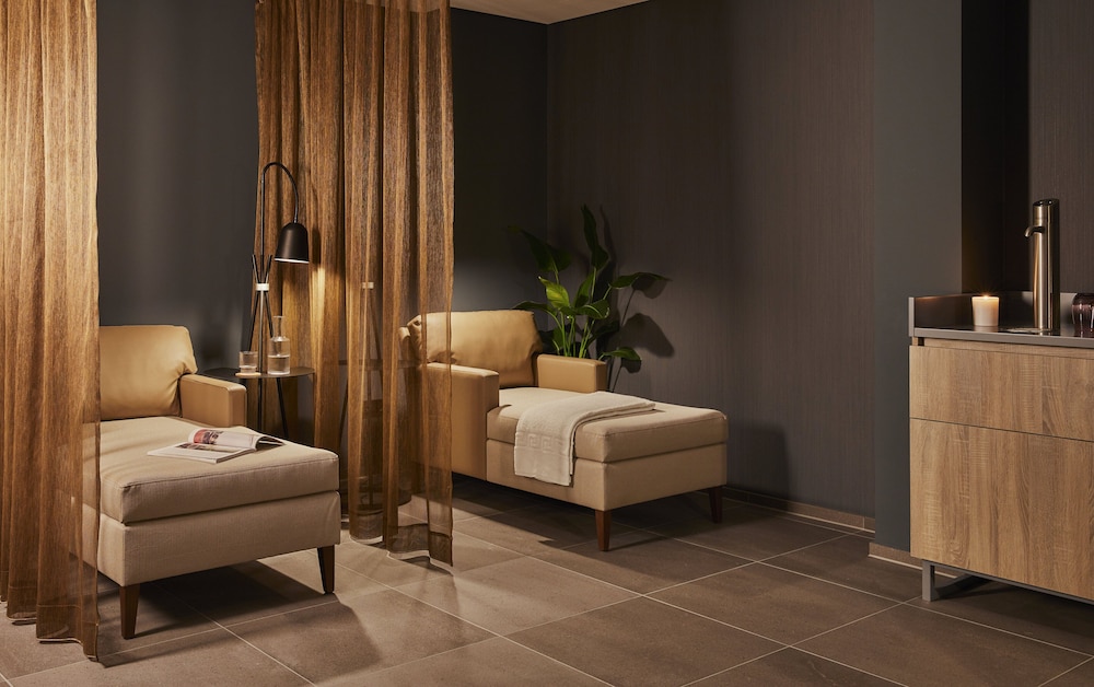 crowne plaza hamburg city alster by ihg