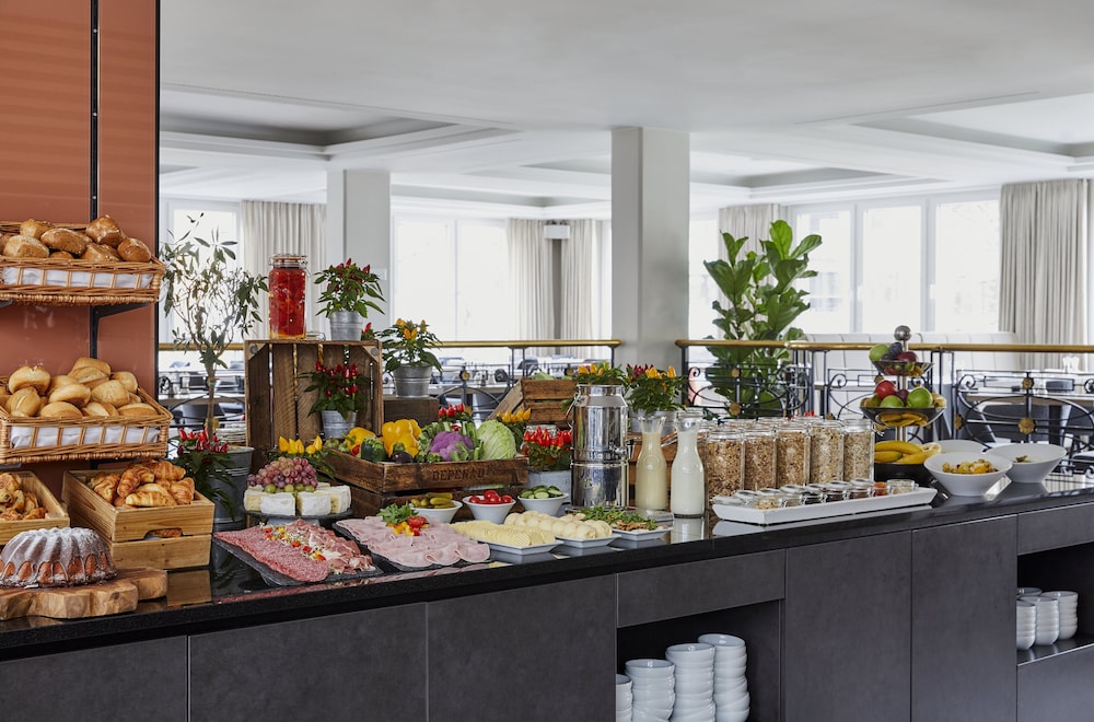 crowne plaza hamburg city alster by ihg