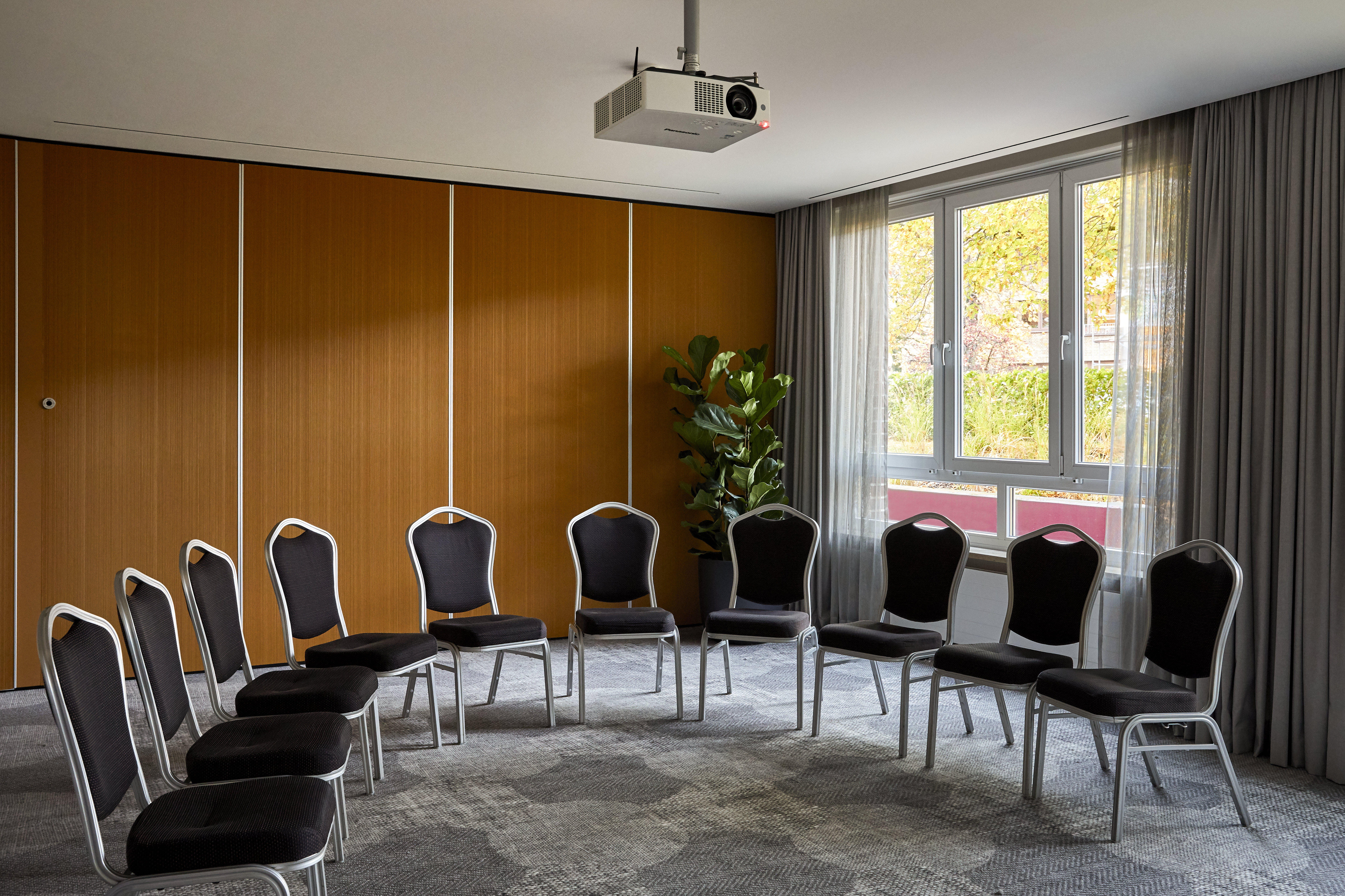 crowne plaza hamburg city alster by ihg