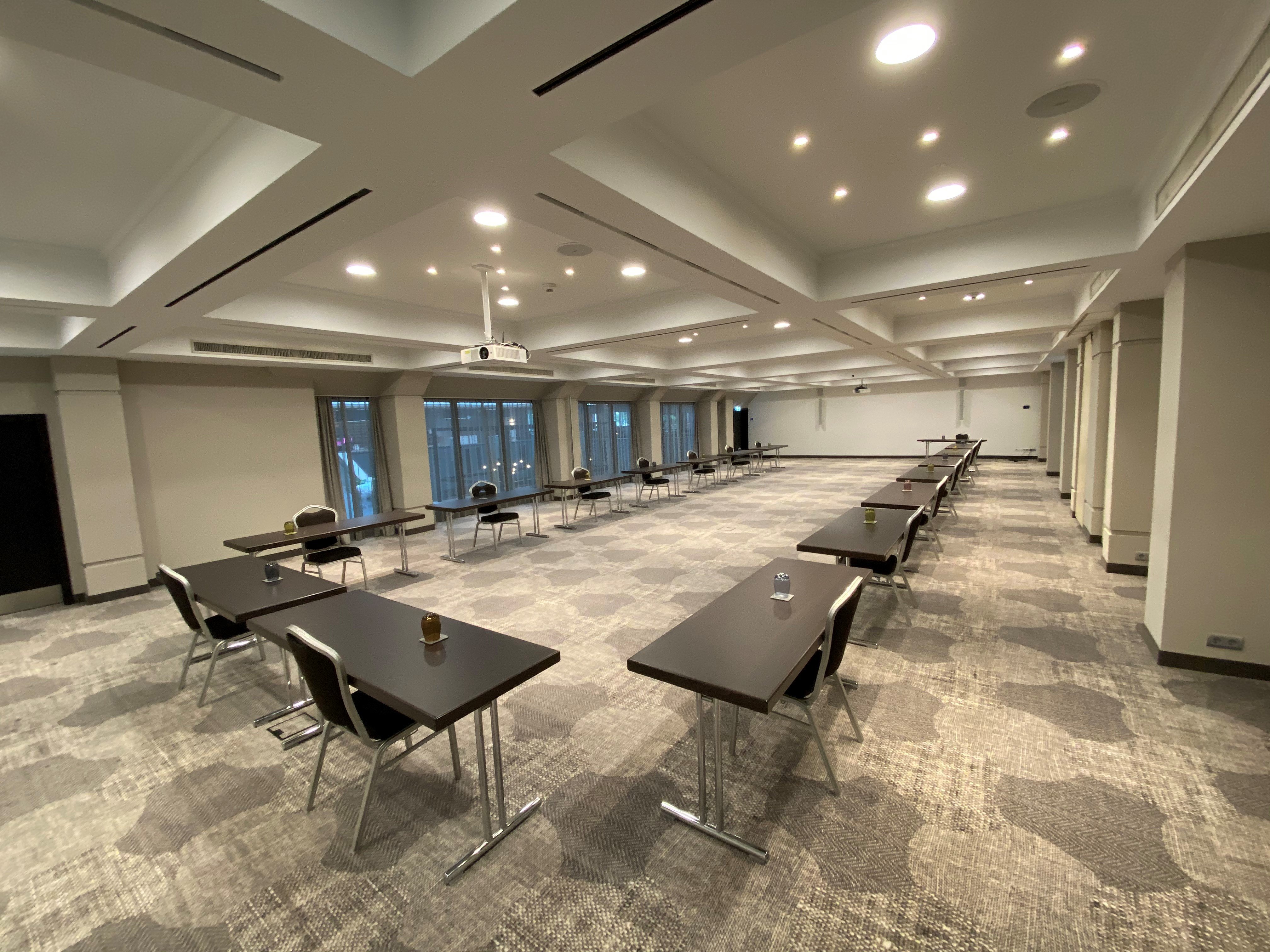 crowne plaza hamburg city alster by ihg