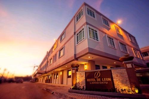 de leon hotel ll
