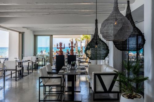 knossos beach kokkini hani