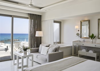 knossos beach kokkini hani