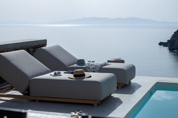 selene villa with private pool