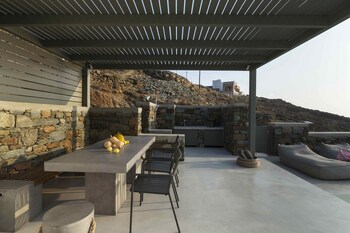 Selene Villa With Private Pool,,3.5 star