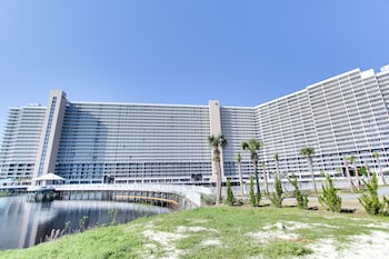 laketown wharf resort by panhandle getaways