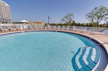 laketown wharf resort by panhandle getaways