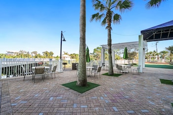 laketown wharf resort by panhandle getaways