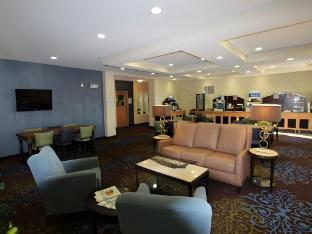 holiday inn express albert lea by ihg
