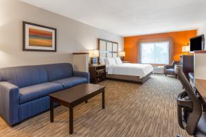 holiday inn express albert lea by ihg