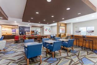 holiday inn express albert lea by ihg