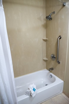 Holiday Inn Express - Albert Lea By Ihg,Austin>>Albert Lea,3 star