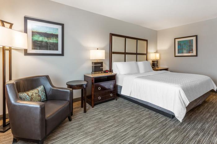 holiday inn express albert lea by ihg