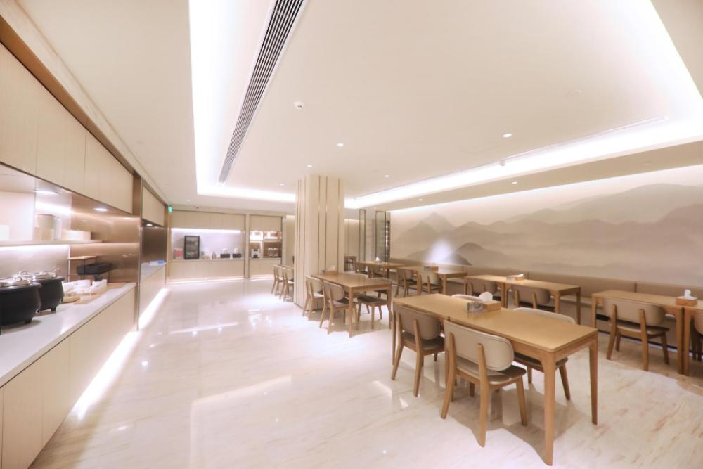 ji hotel lanzhou oriental red square