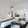 veranda pool suite