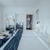 veranda pool suite