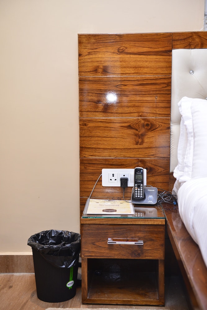 hotel signature villa