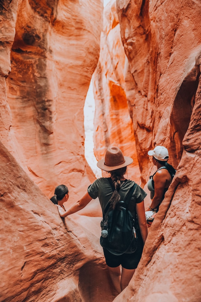 wander camp bryce canyon escalante