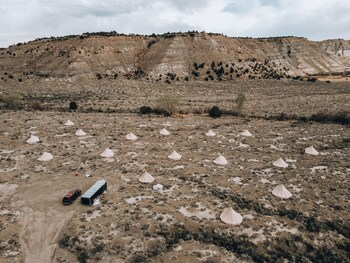 wander camp bryce canyon escalante