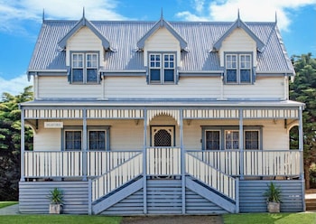 sails elegant spacious beach villa