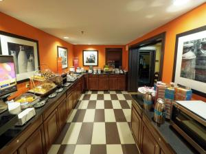 Hampton Inn Hazleton,Jim Thorpe>>Hazleton,3 star