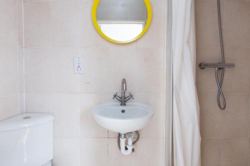 272 and 294 franciscan road roomsandstudios by dc london rooms