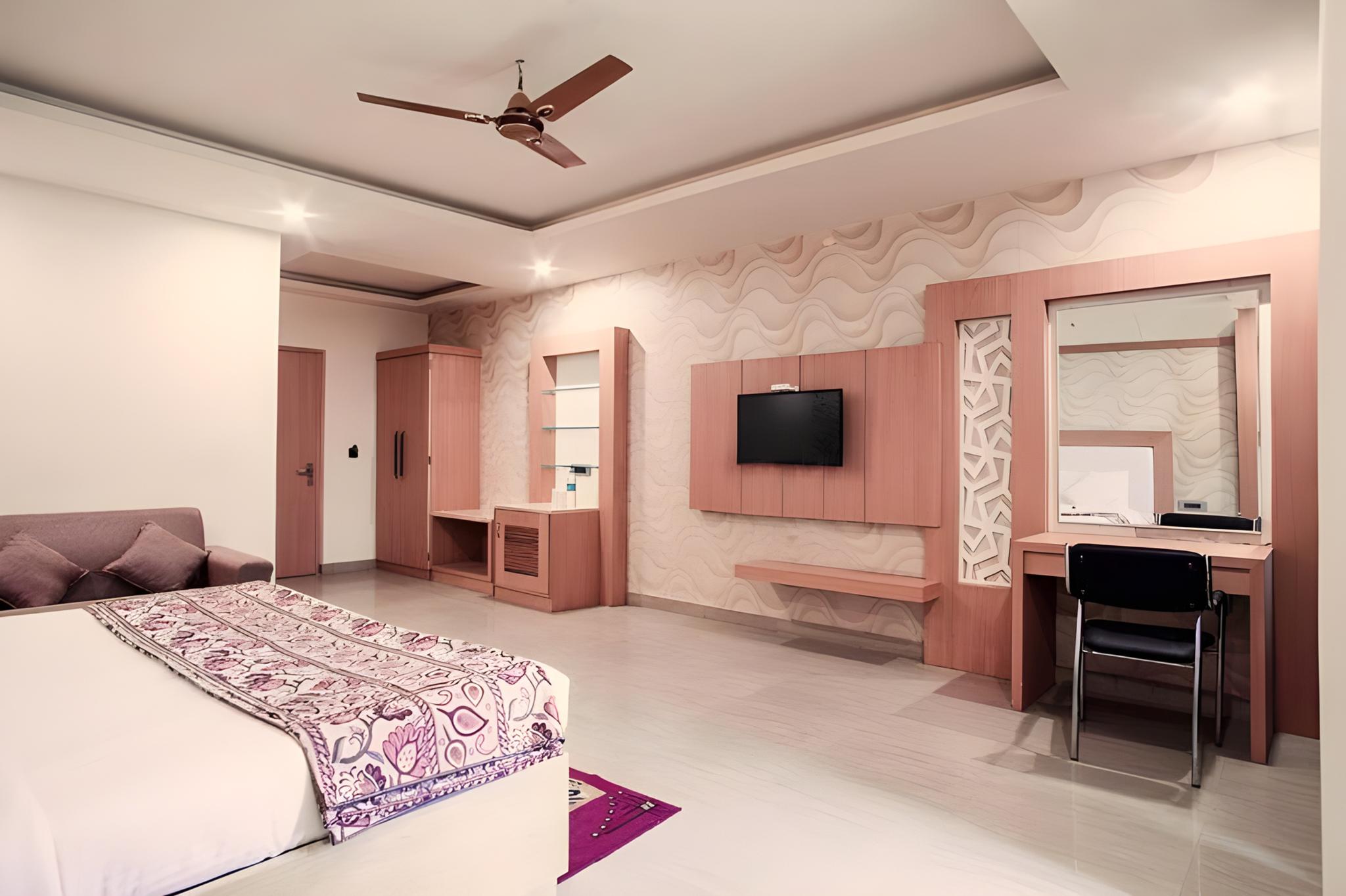 genx sundaram haldwani