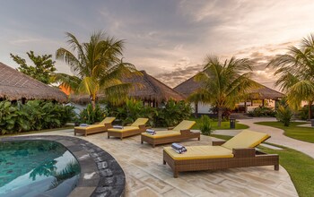 emocean beach boutique resort