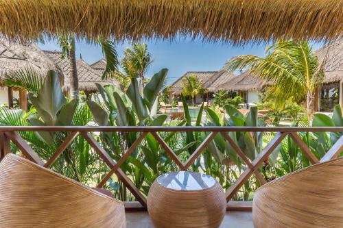 emocean beach boutique resort