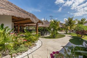 emocean beach boutique resort