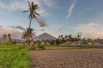 Emocean Beach Boutique Resort,Amed>>Abang,2.5 star