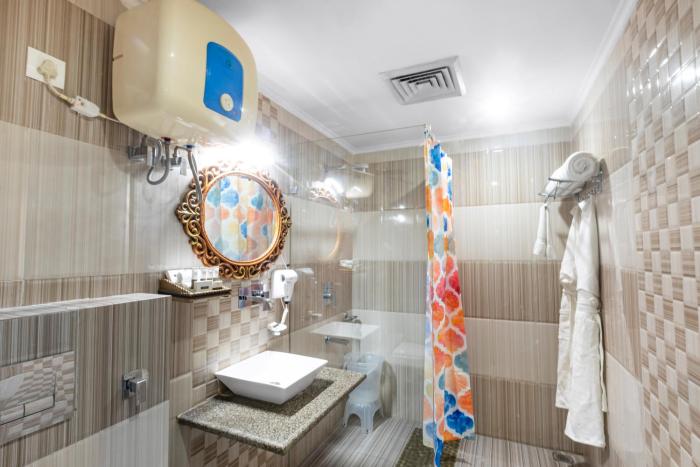 the neeraj river forest resort