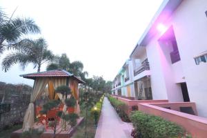 the neeraj river forest resort