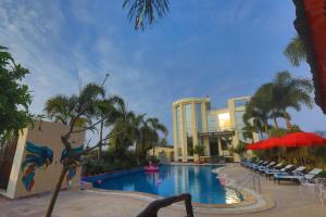 the neeraj river forest resort