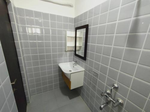 Kings Court Guest Inn,India>>Nellore,2 star