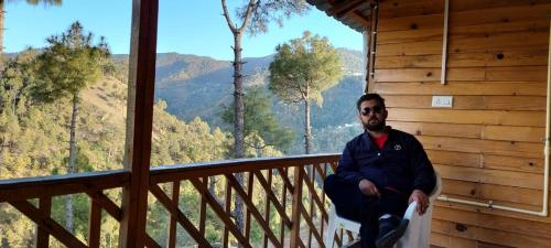 golden valley cottages chail
