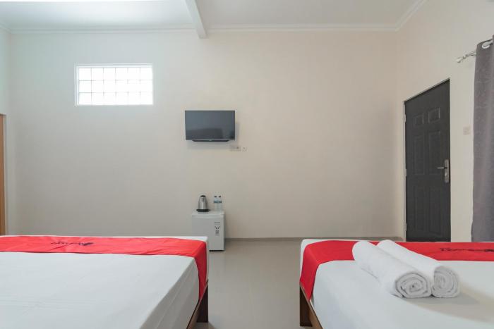 formerly reddoorz perintis guesthouse tasikmalay