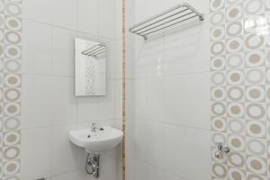 formerly reddoorz perintis guesthouse tasikmalay